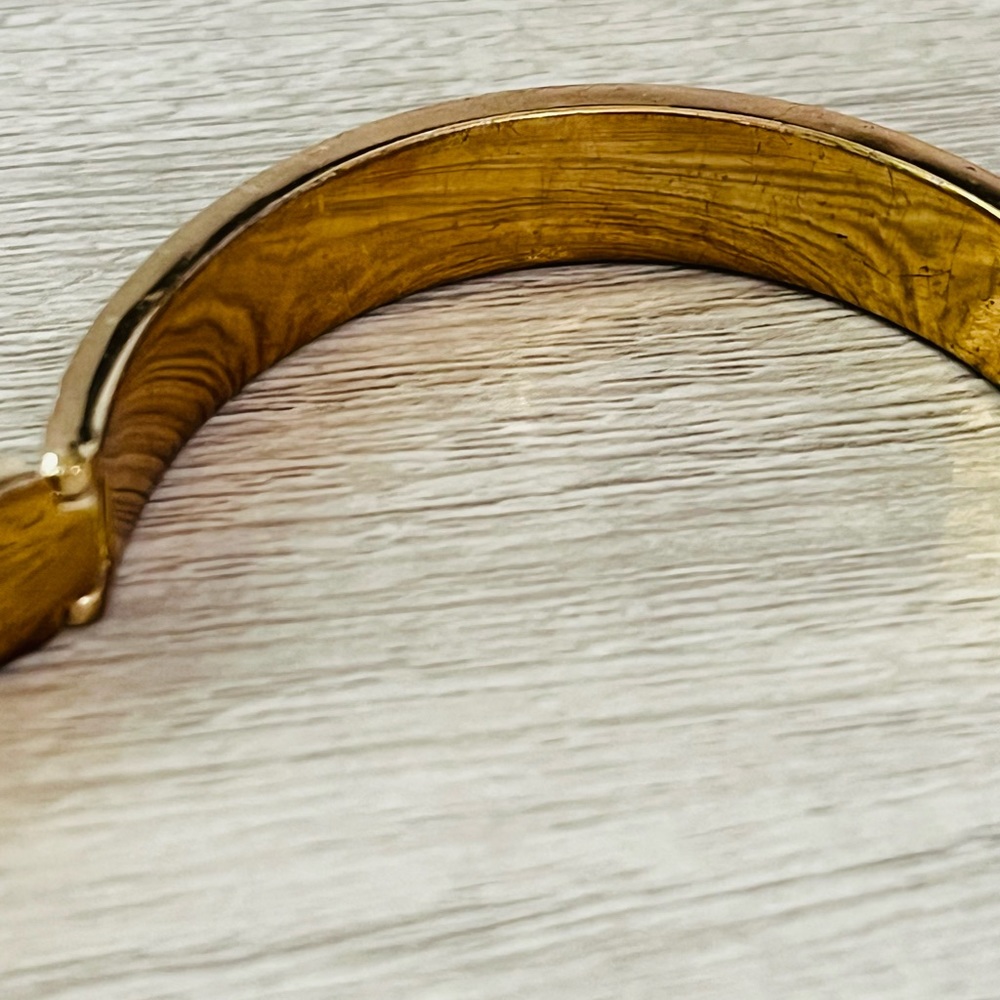 Stella & Dot Lindsay Ivory Enamel Bangle Bracelet - Picture 3 of 12